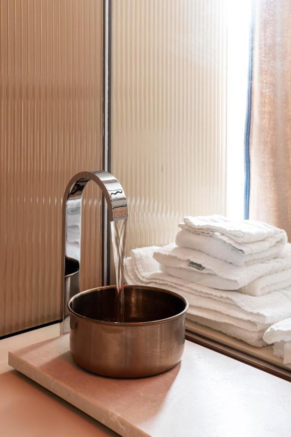 Appartamento Donna Giacinta Blu Luxury Flat Bari Esterno foto