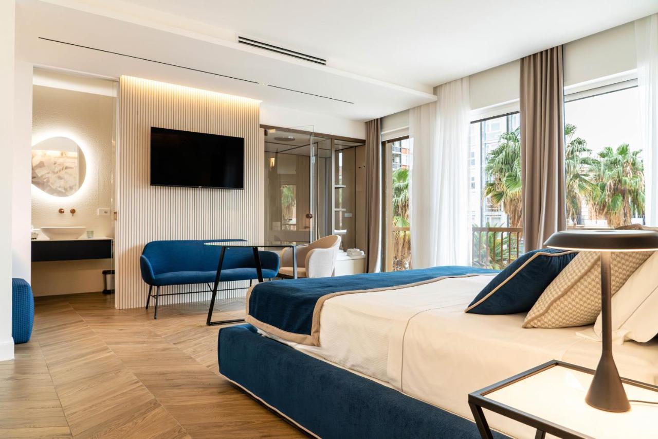 Appartamento Donna Giacinta Blu Luxury Flat Bari Esterno foto